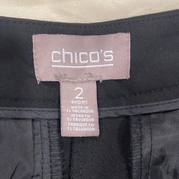 Black Chico’s zipper front pants two front pockets 2 back pockets side 2 12-14 - Picture 4 of 4